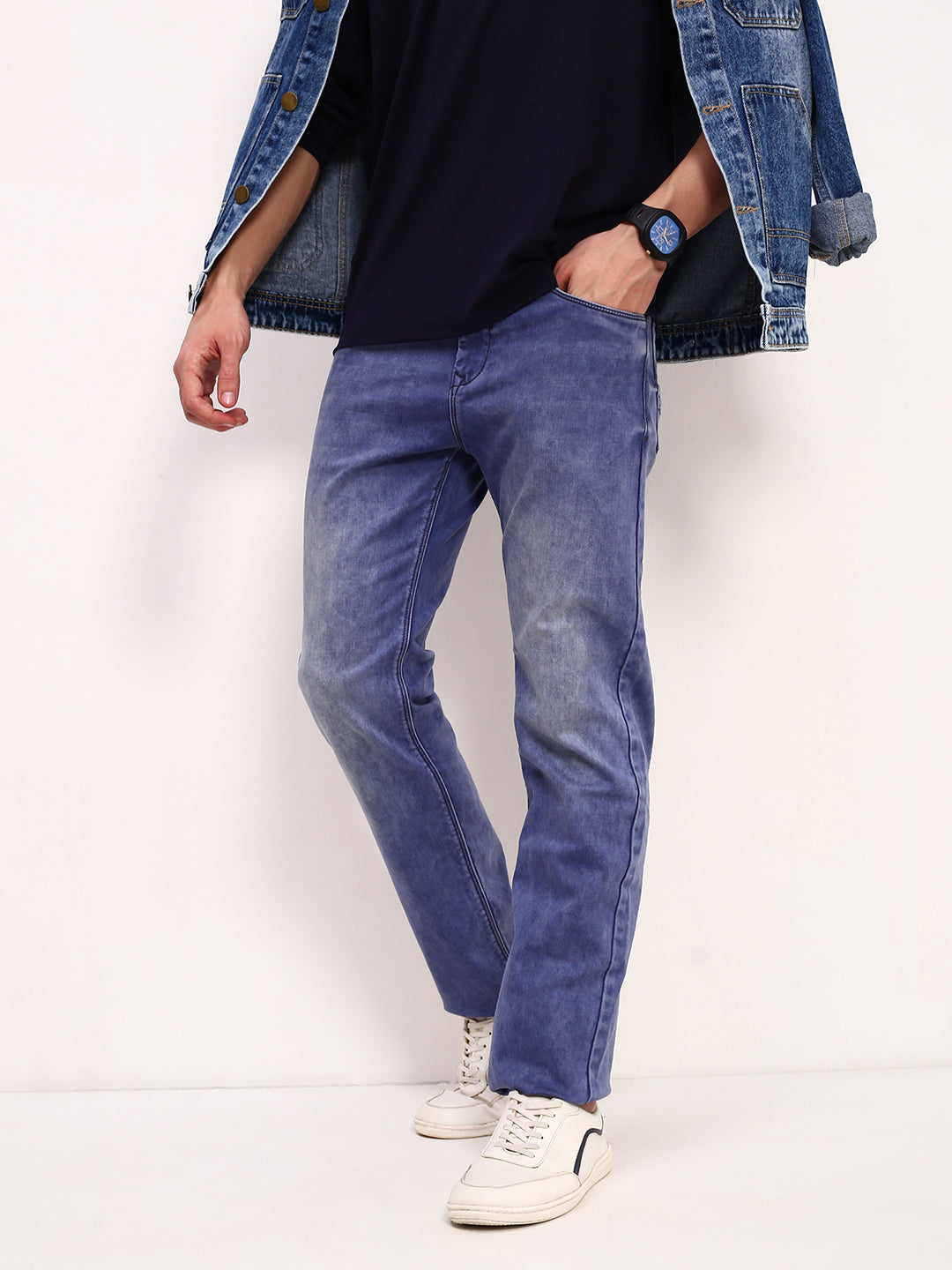 Men Blue Solid Straight Fit Jeans