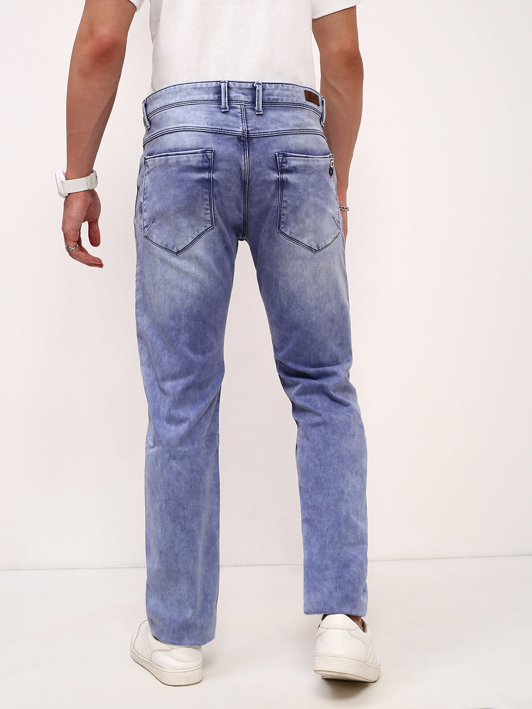 Men Blue Solid Straight Fit Jeans