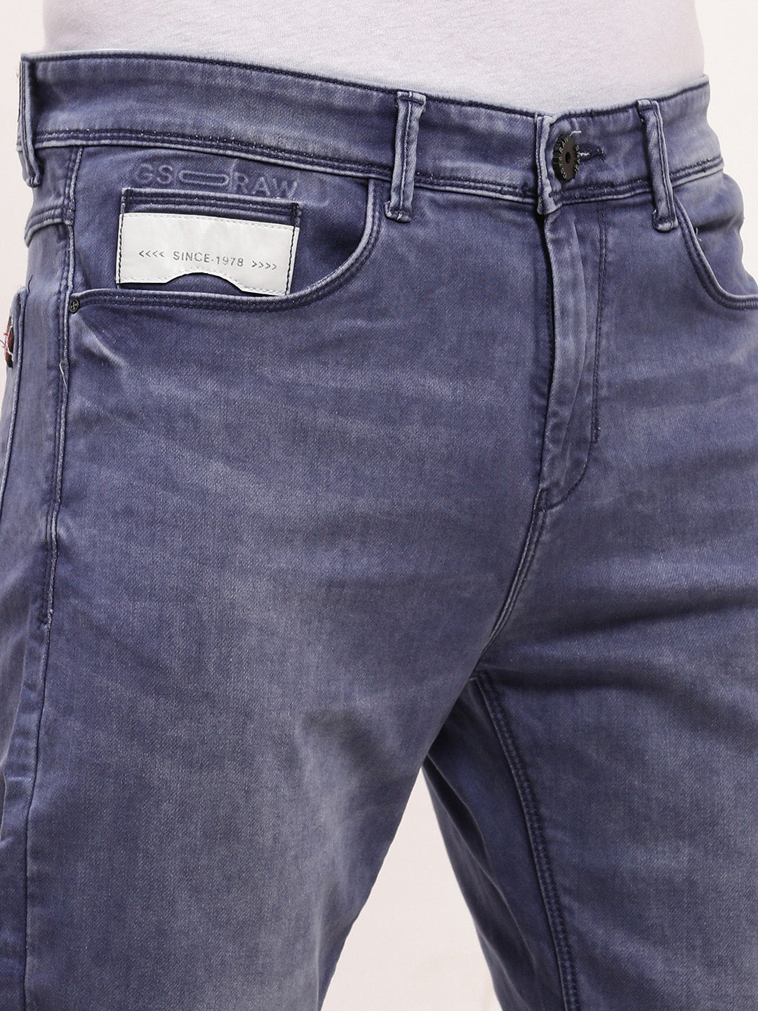 Men Blue Solid Straight Fit Jeans