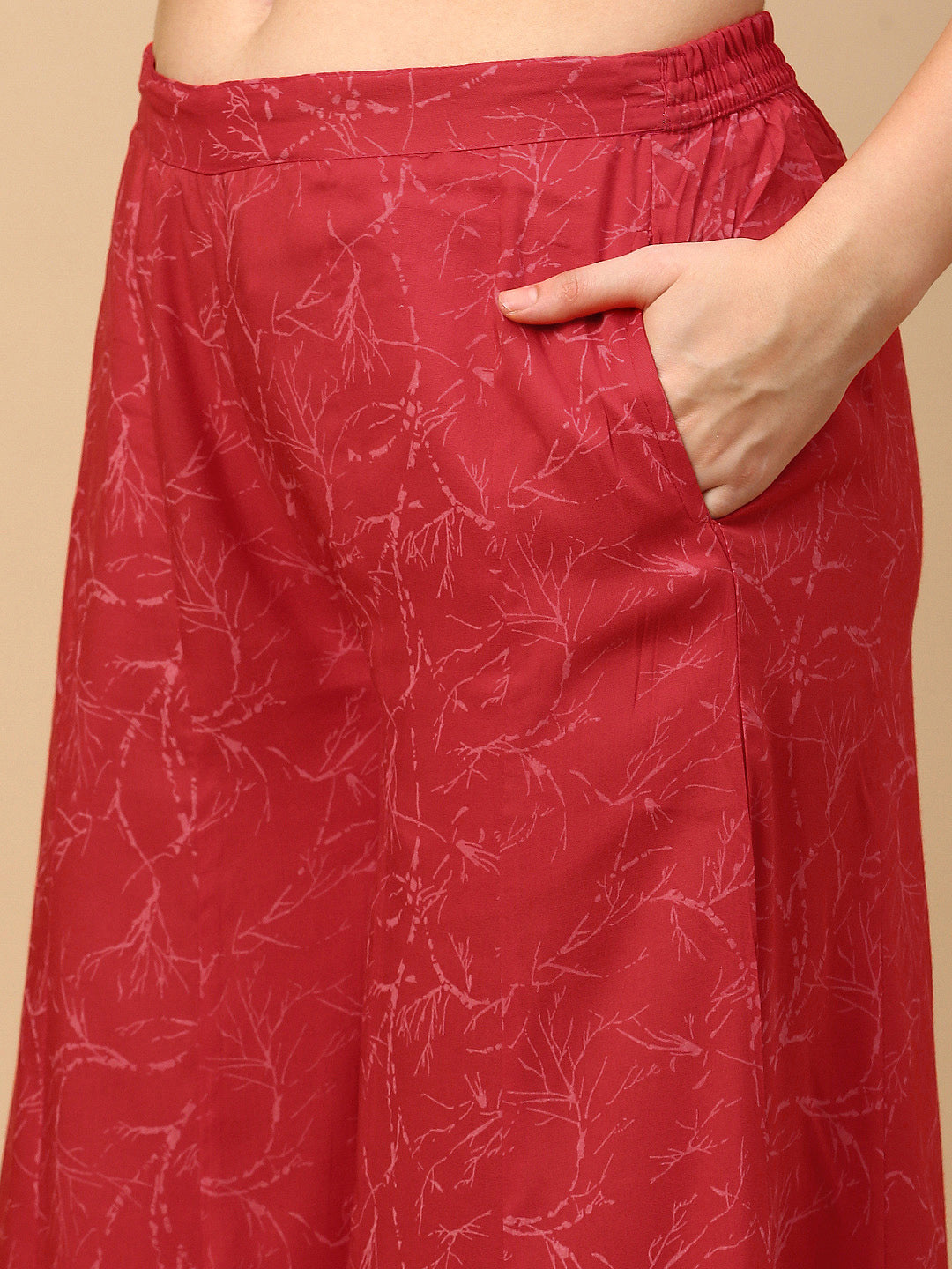 Women Paisley Red Straight Kurta Set