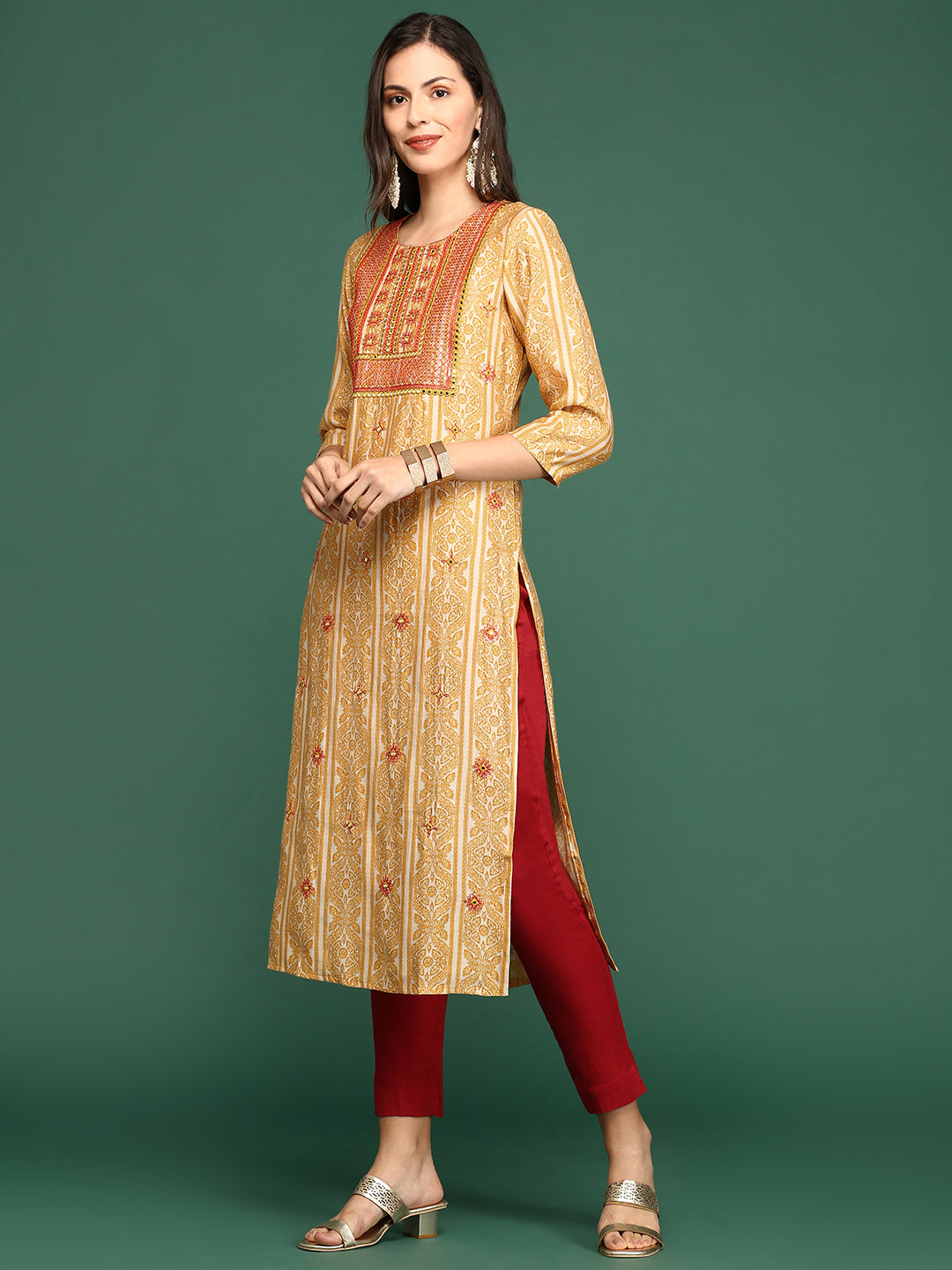 Women's Mustard Solid Straight Kurta