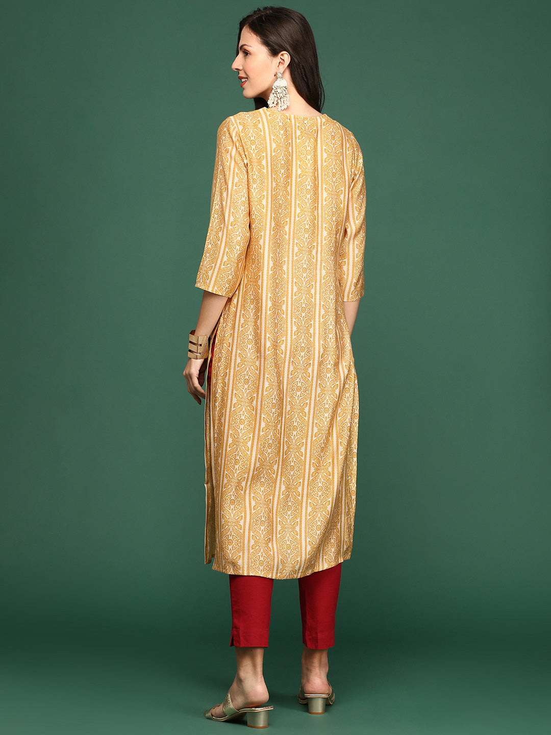 Women's Mustard Solid Straight Kurta