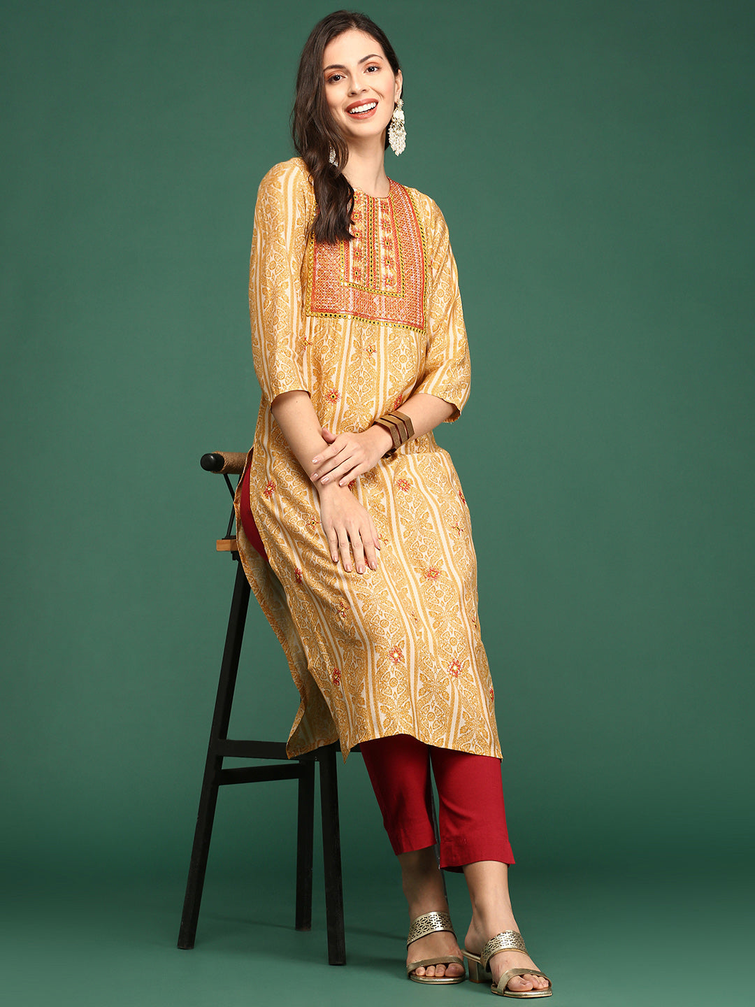 Women's Mustard Solid Straight Kurta