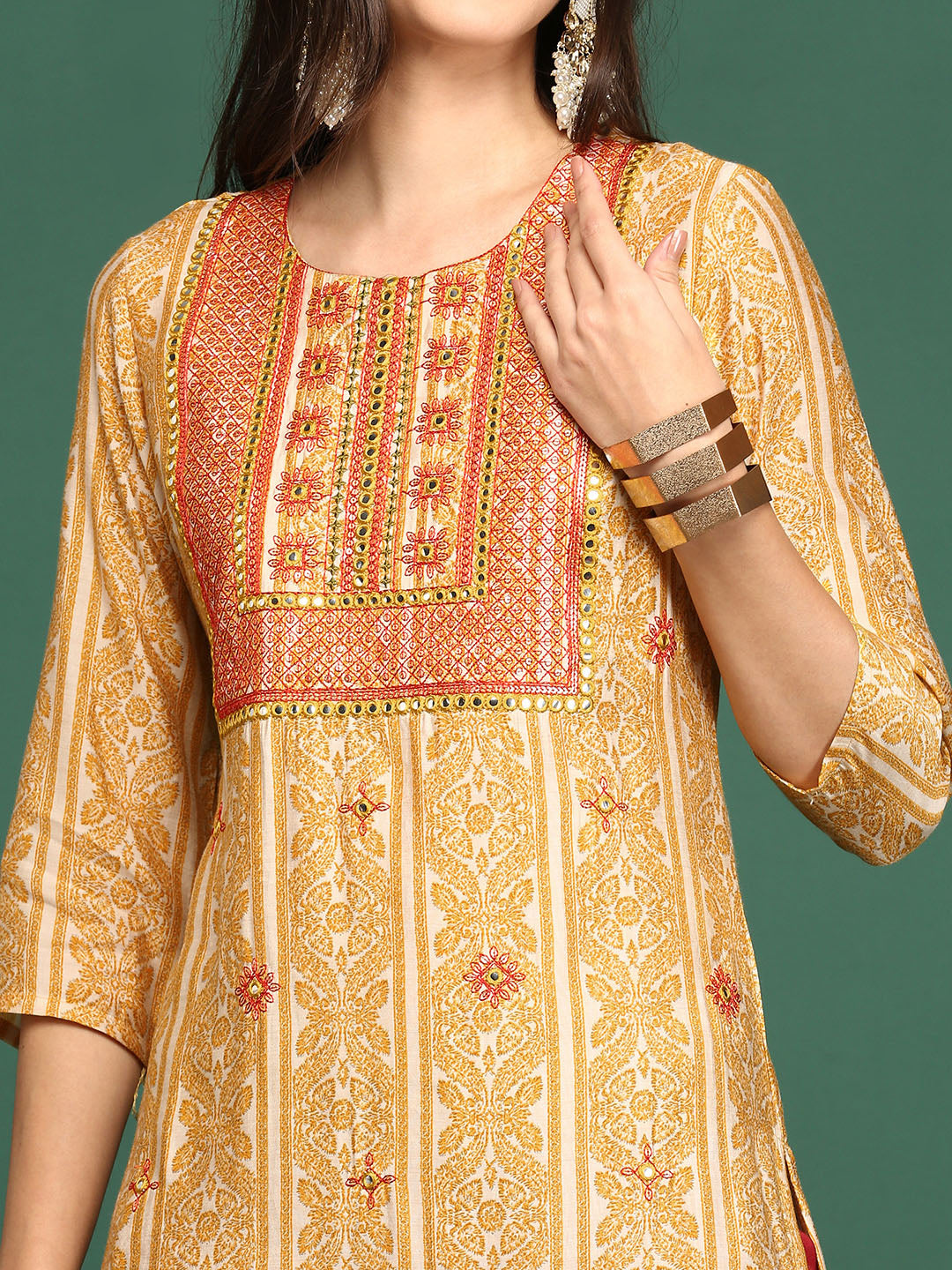 Women's Mustard Solid Straight Kurta