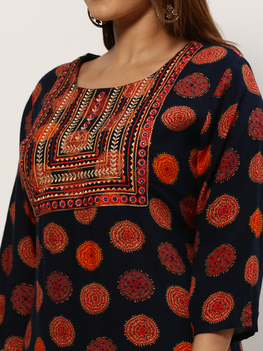 Women Straight Navy Blue Ethnic Motifs Kurta