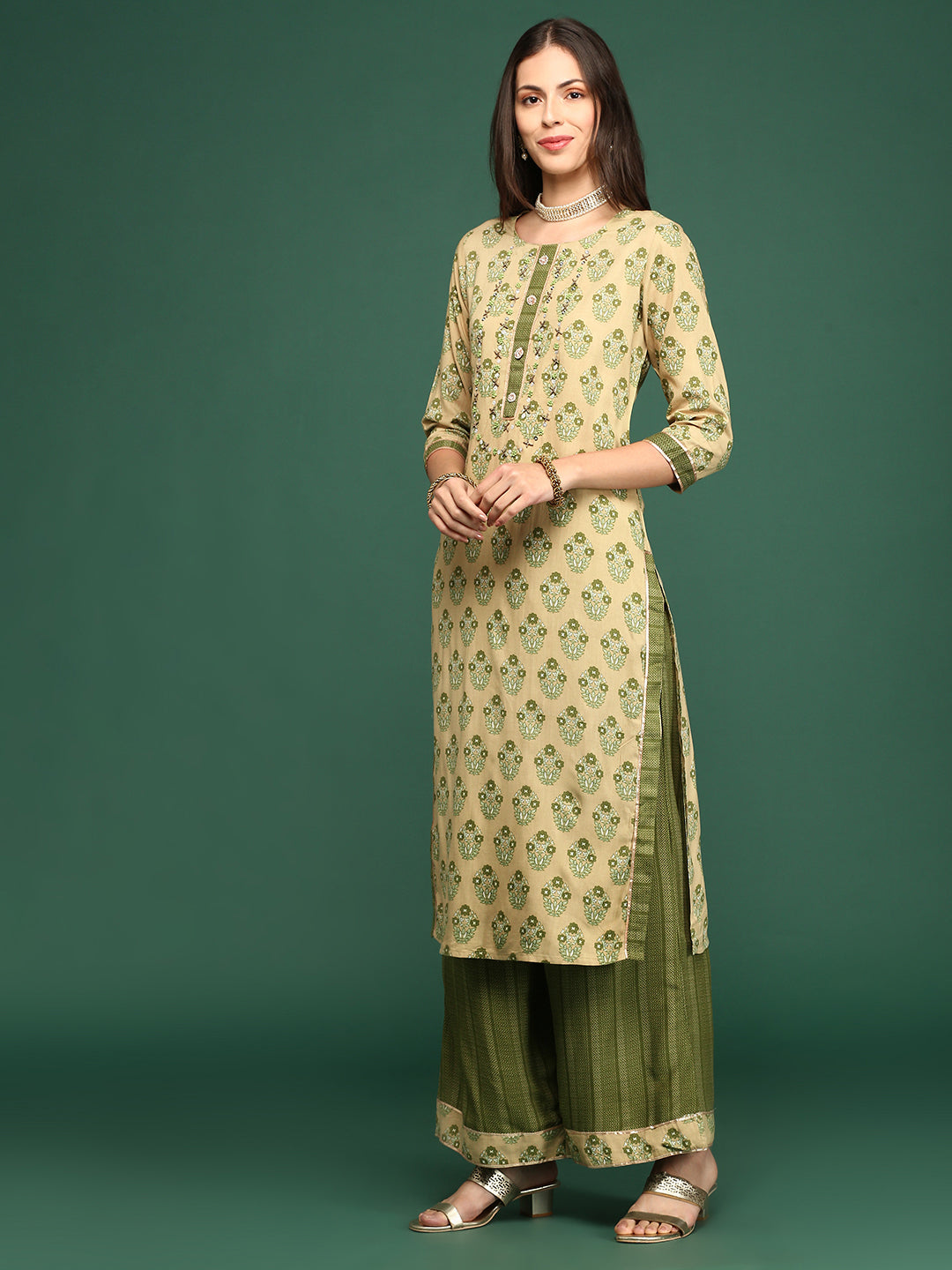 Women Floral Green Straight Kurta Set with Dupatta