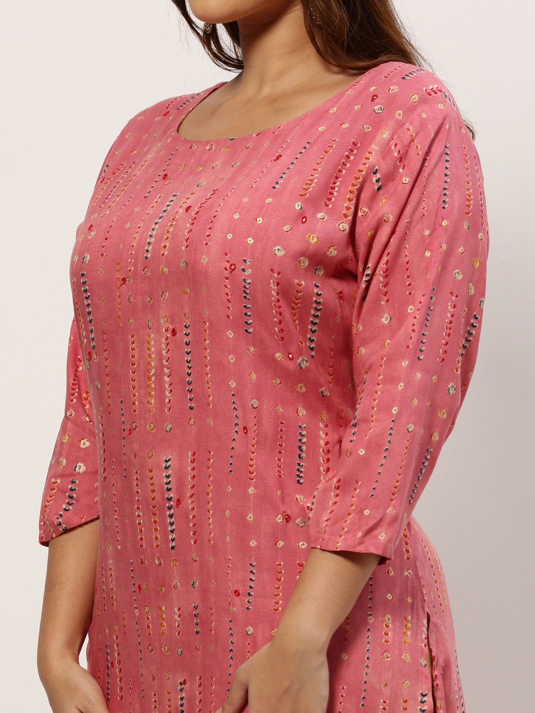 Women Straight Pink Geometric Kurta