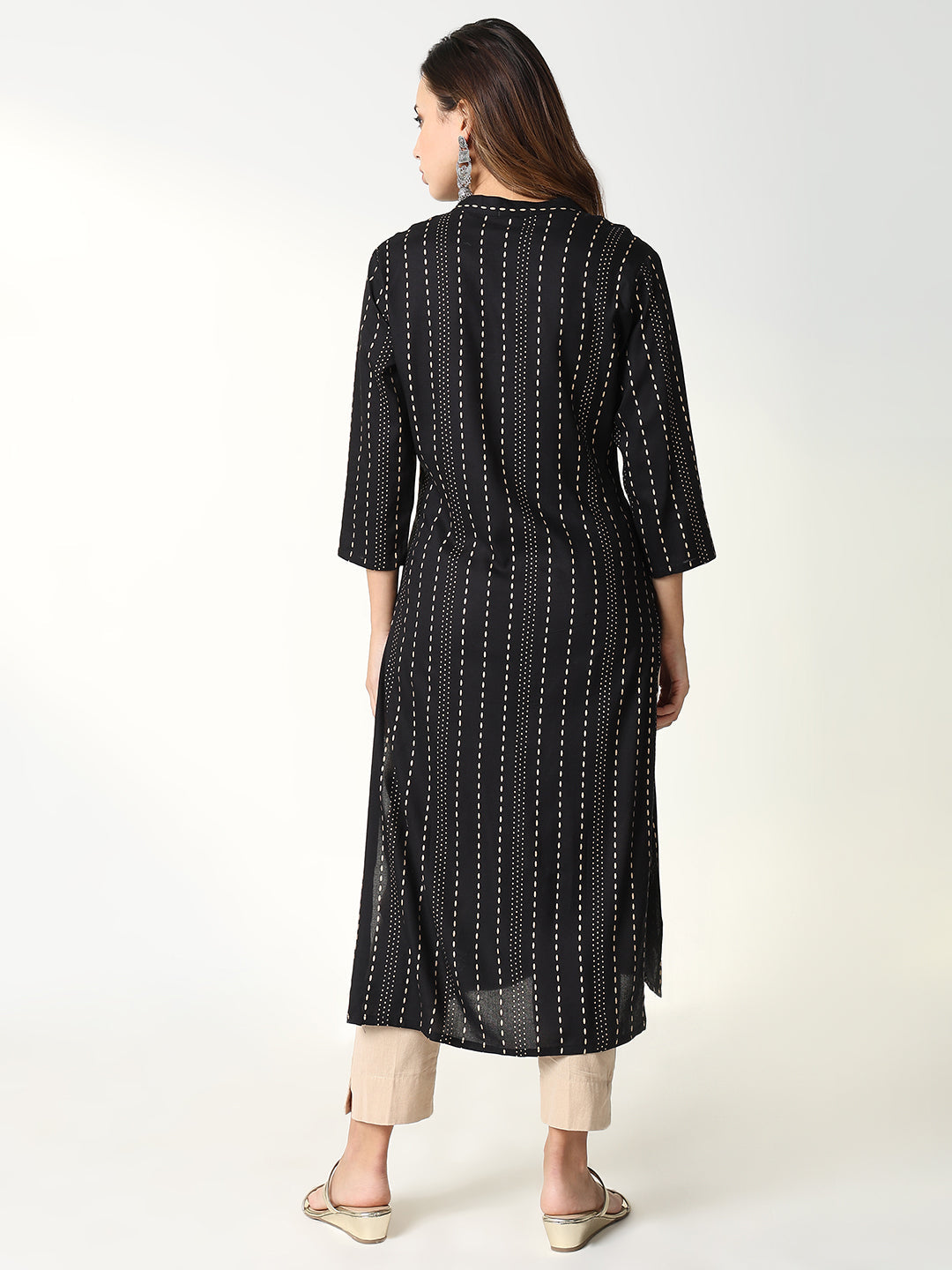 Women Black Striped Straight Kurta