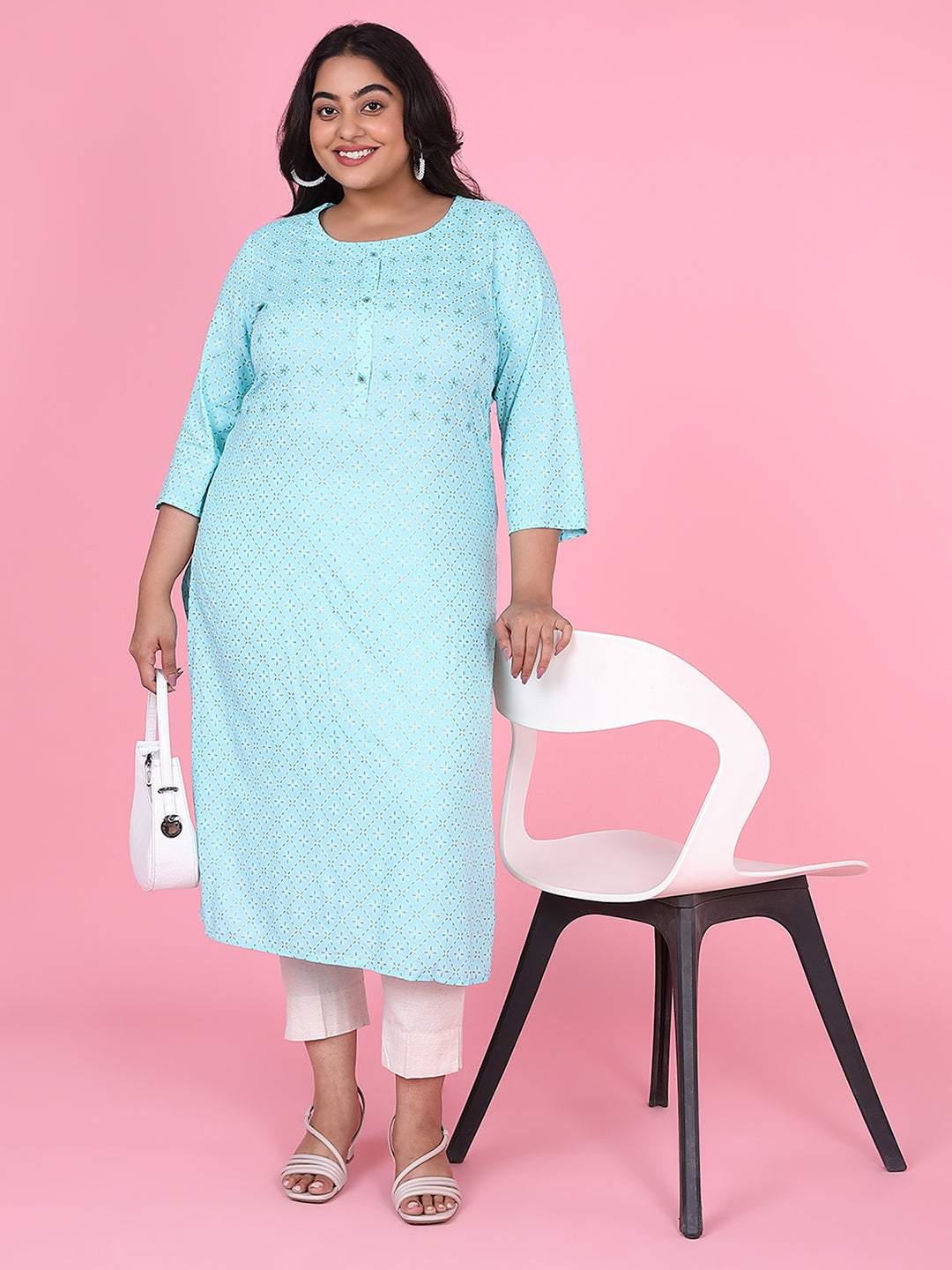 Women Blue Floral Straight Kurta