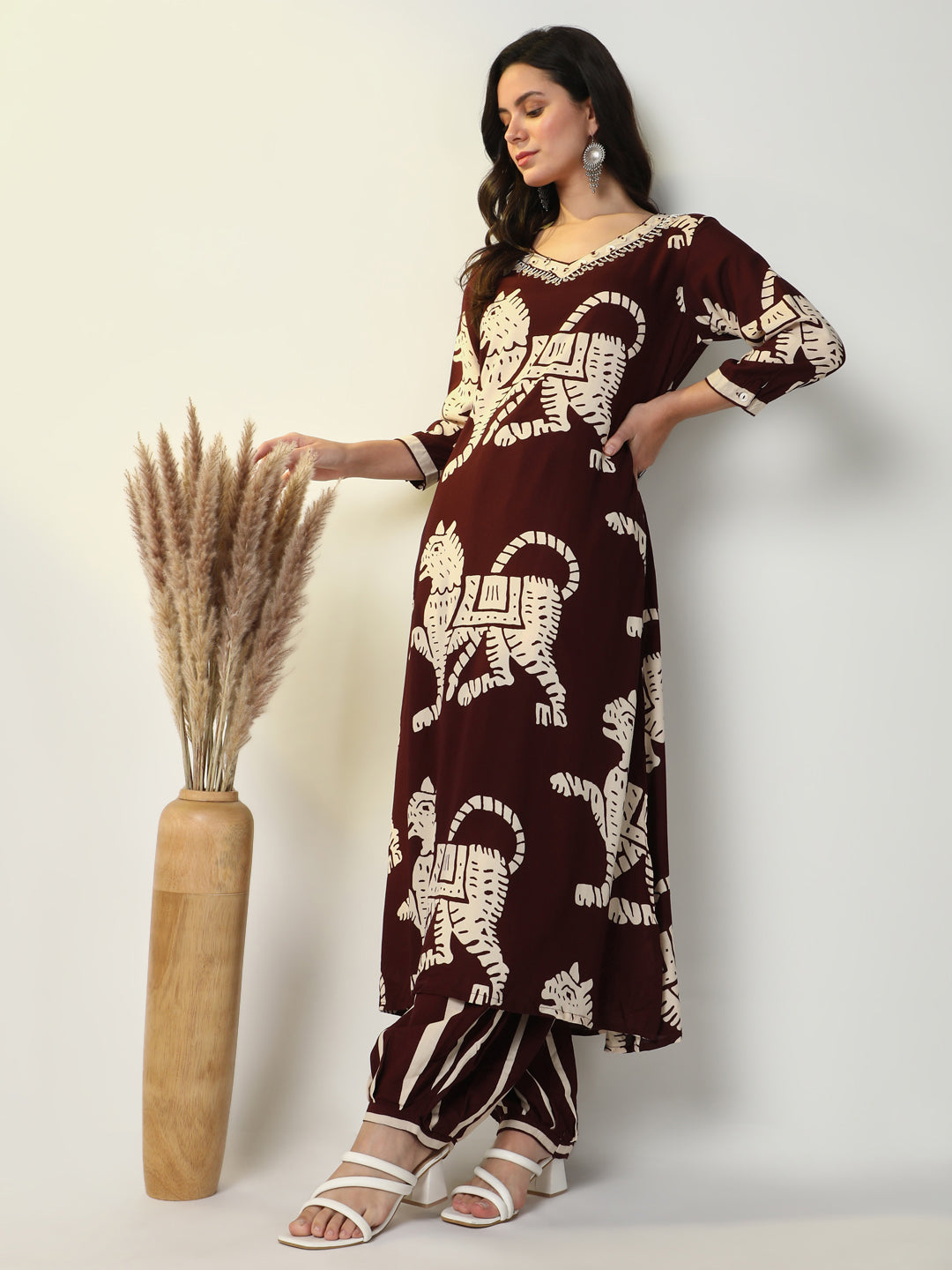 Women Burgundy Animal Print Straight Kurta Set