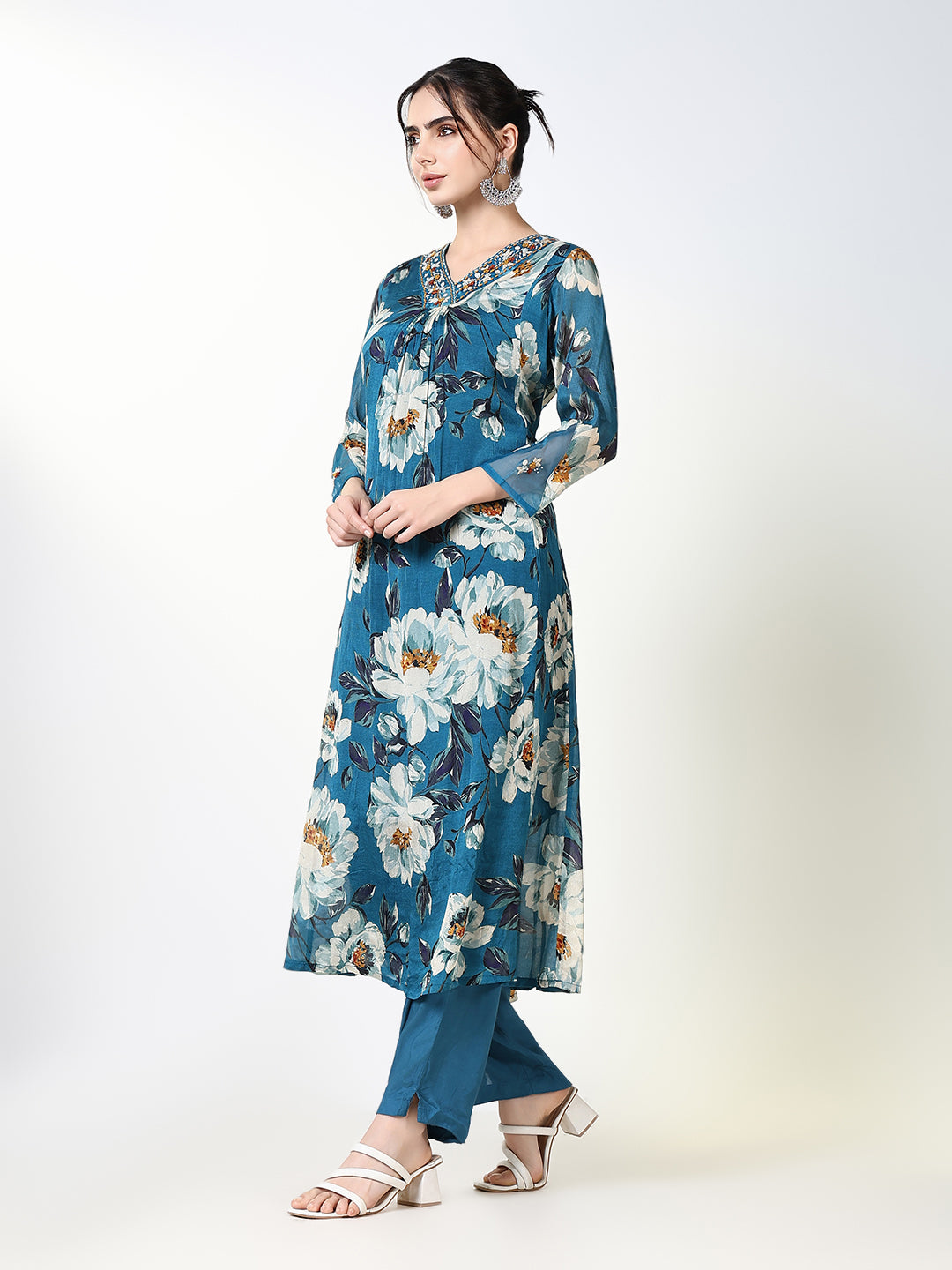 Women Floral Blue Anarkali Kurta Set with Dupatta