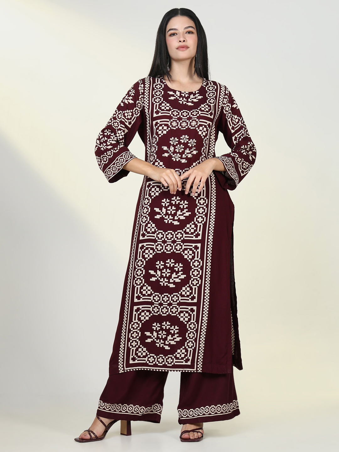 Women Solid Maroon Straight Kurta Set