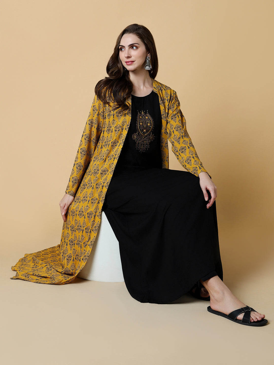 Women Yellow Graphic A-Line Kurta with Shrug