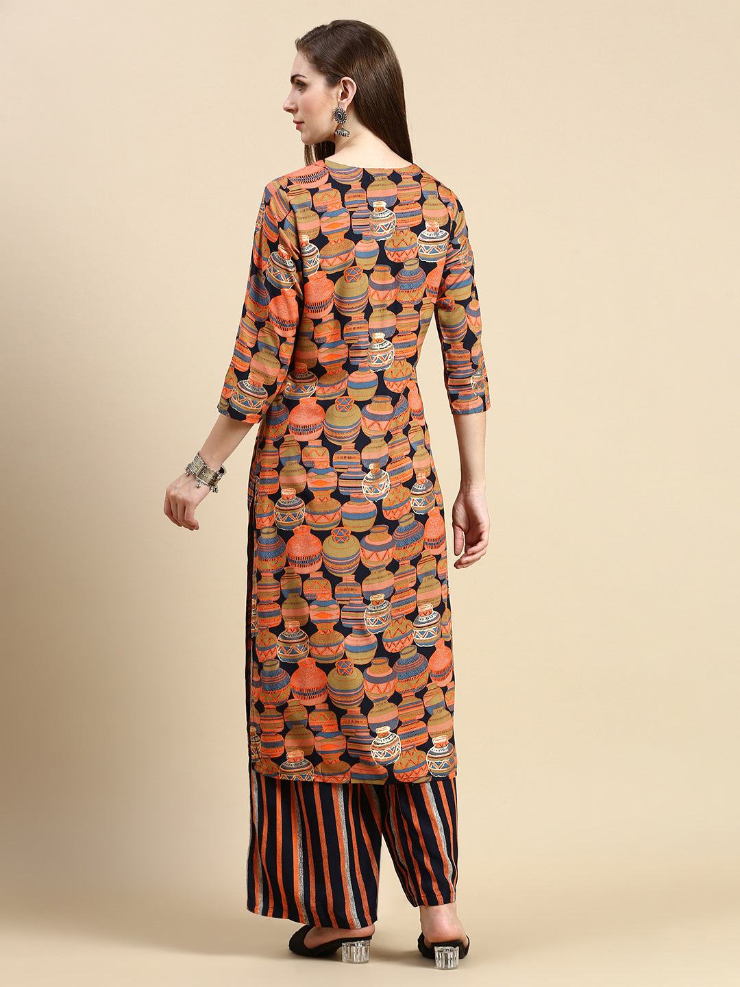 Women Ethnic Motifs Orange Straight Kurta Set