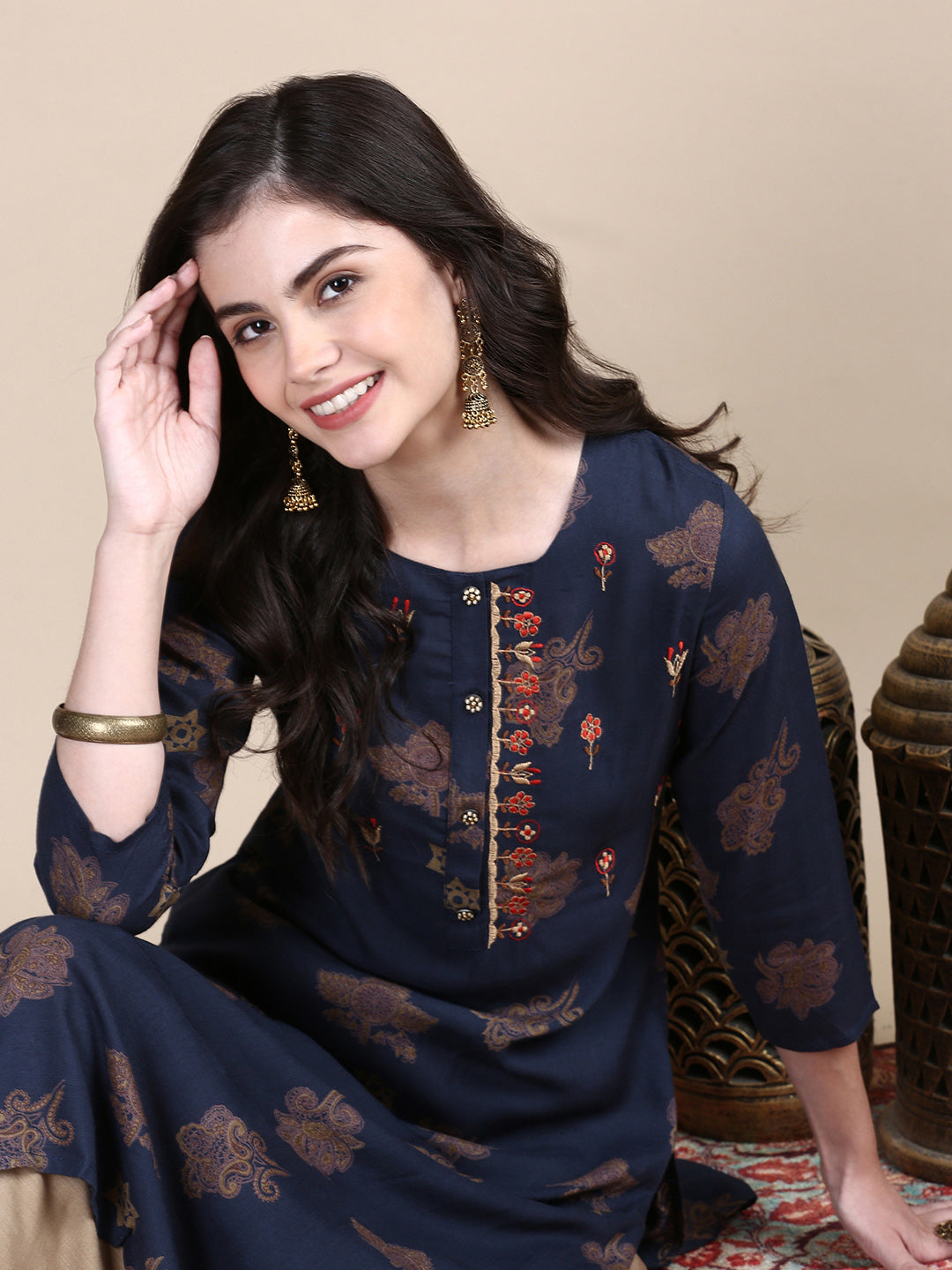 Women Floral Teal Straight Kurta Set