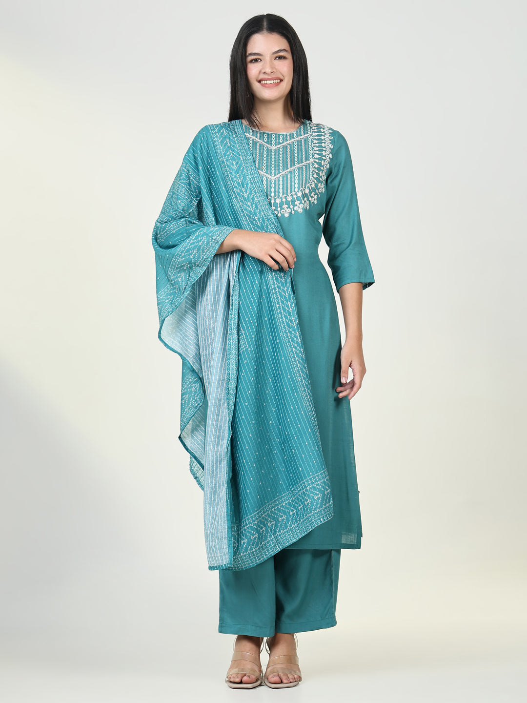 Women Solid Green Kurta Set with Dupatta