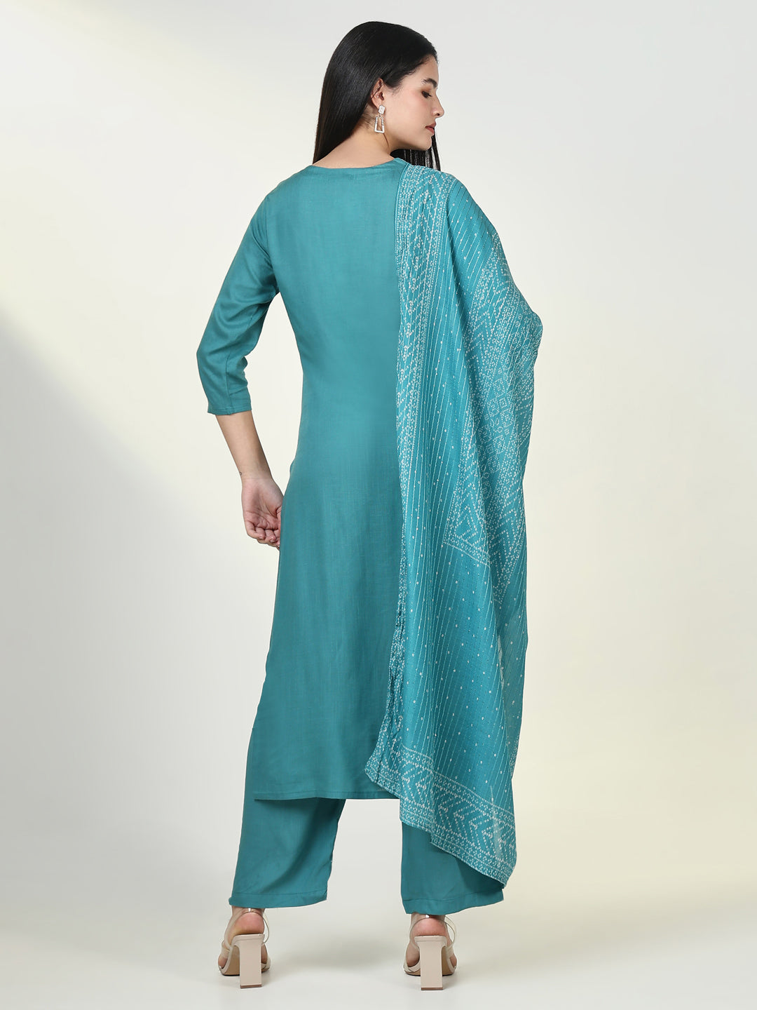 Women Solid Green Kurta Set with Dupatta