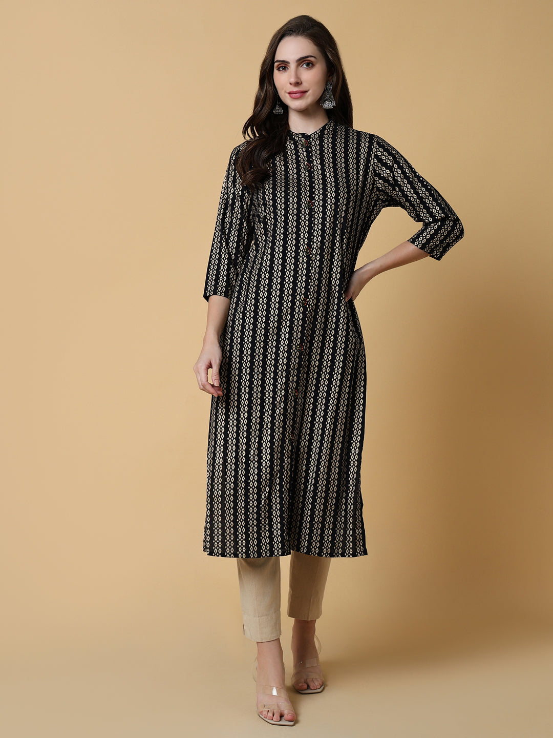 Women Black Graphic Straight Kurta