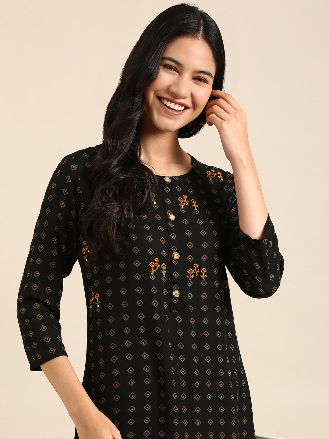 Women Geometric Black Straight Kurta Set