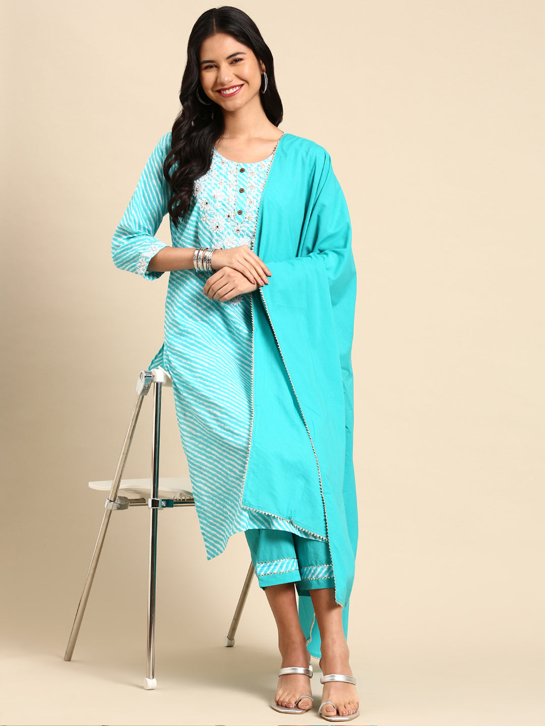 Women Solid Blue Straight Kurta Set with Dupatta