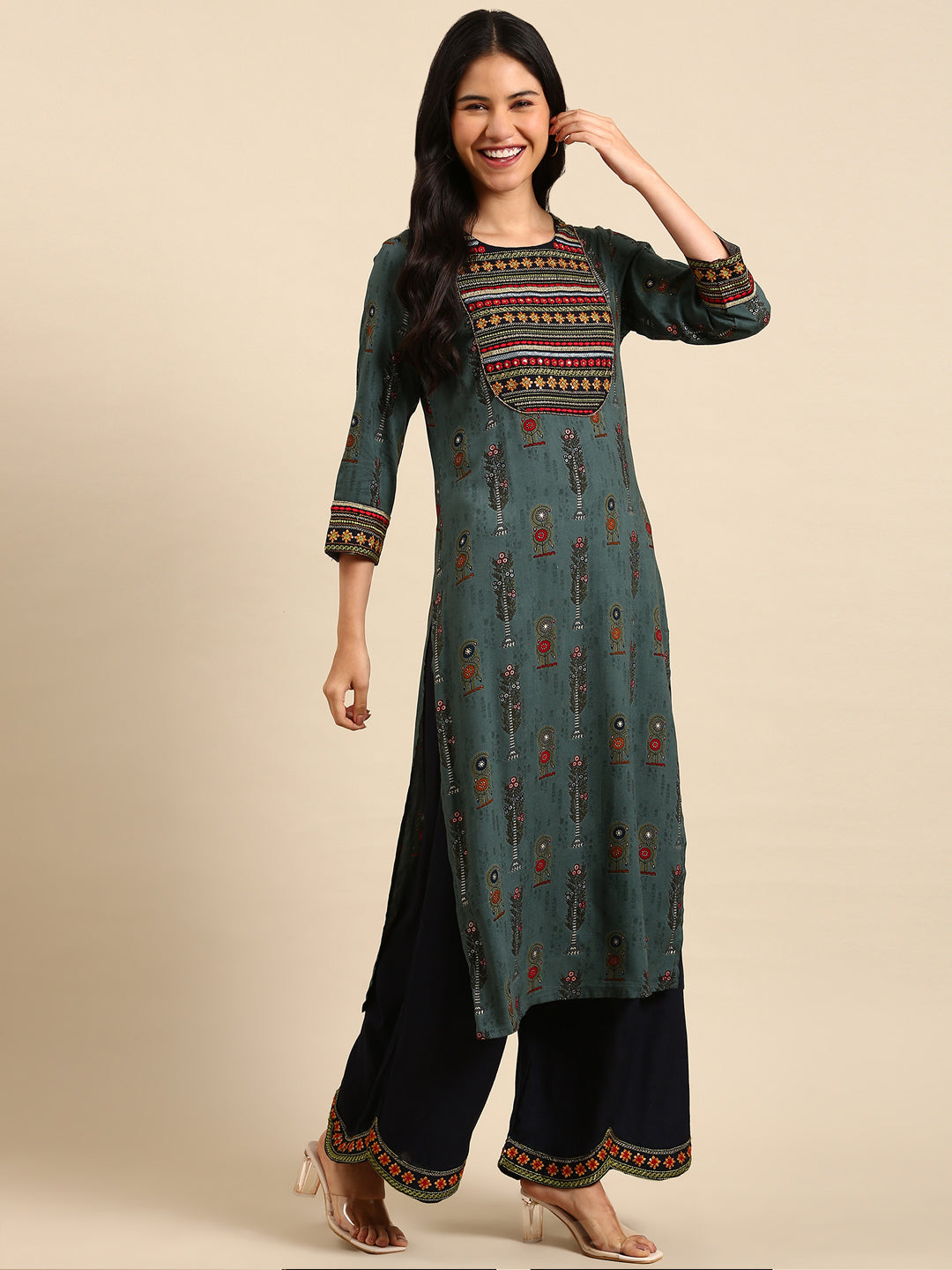 Women Graphic Green Straight Kurta Set with Dupatta