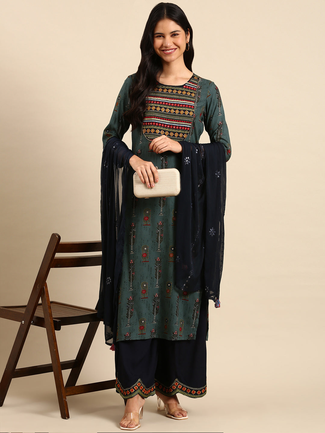 Women Graphic Green Straight Kurta Set with Dupatta