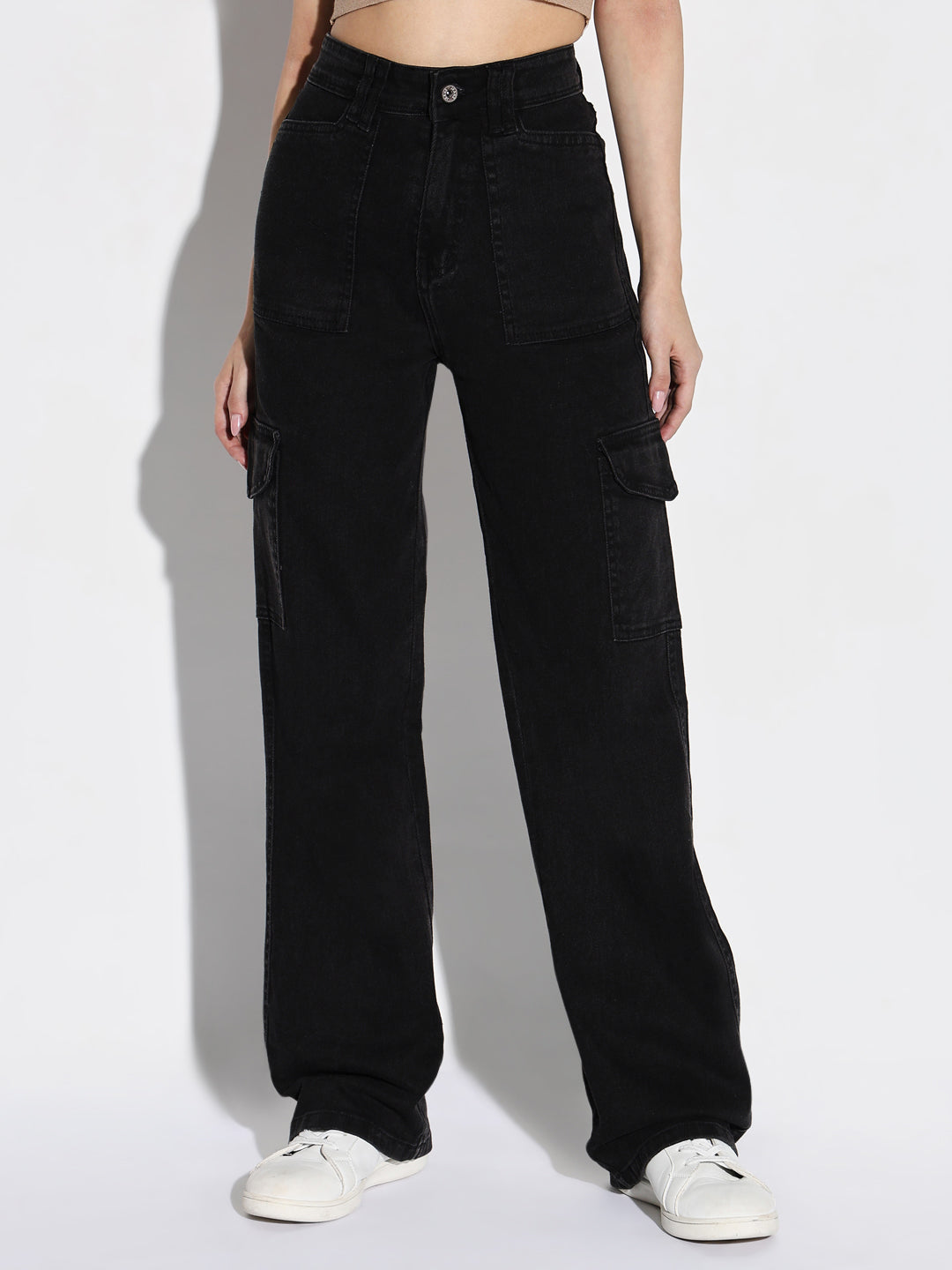 Women Black Wide Leg Cargo Jeans