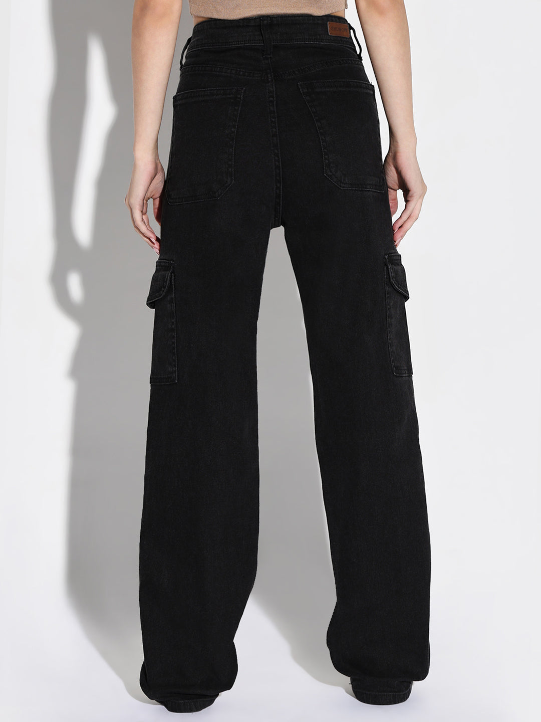 Women Black Wide Leg Cargo Jeans