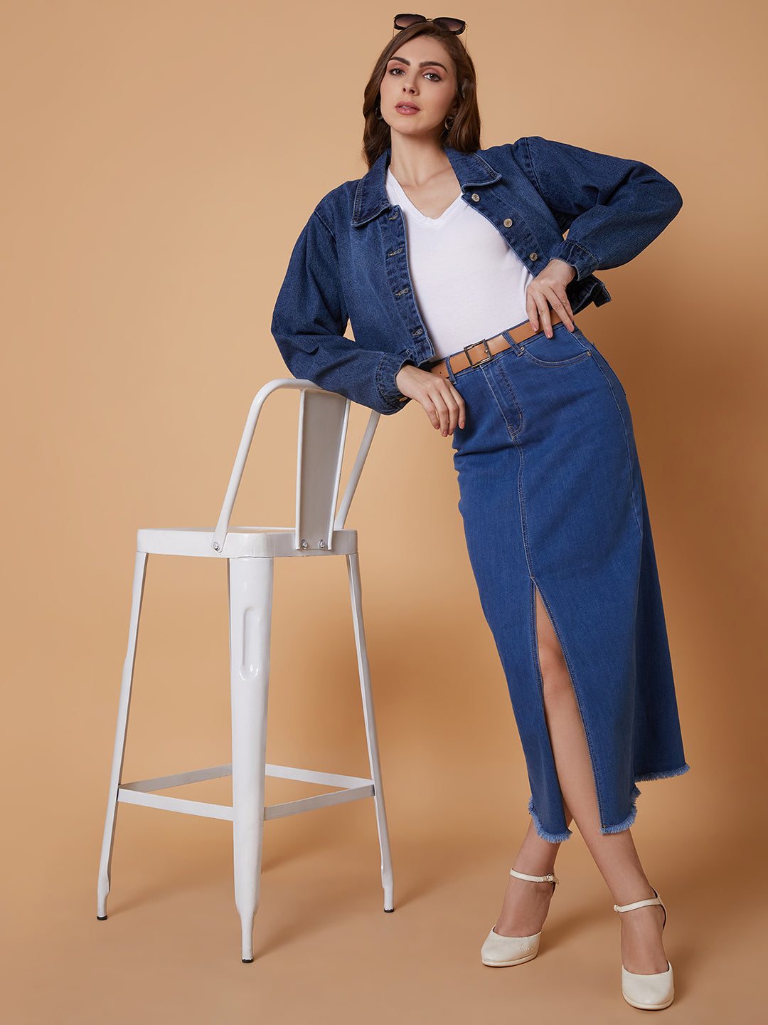 Women Blue Oversized Crop Denim Jacket