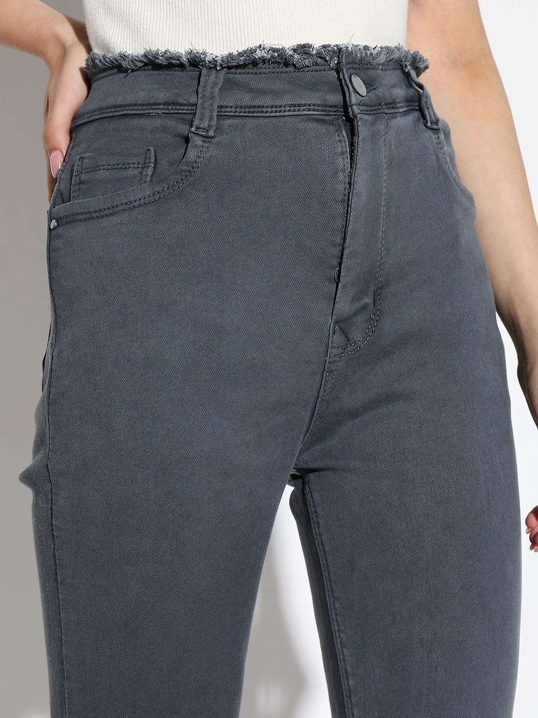 Women Grey Slim Fit Jeans