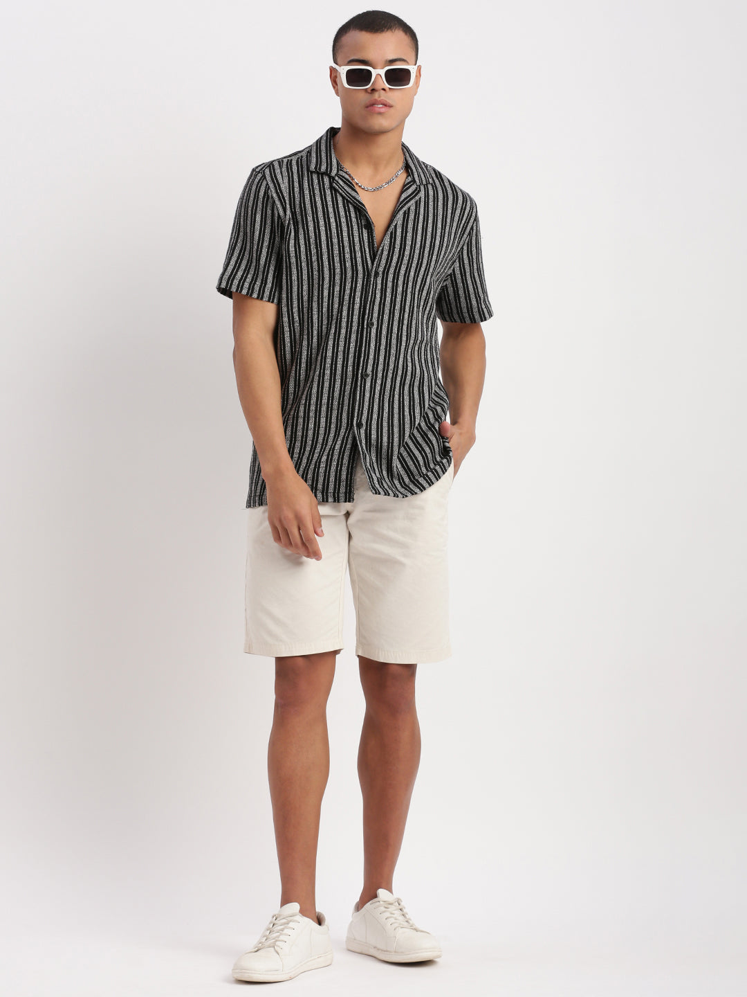 Men Cuban Collar Vertical Stripes Black Shirt