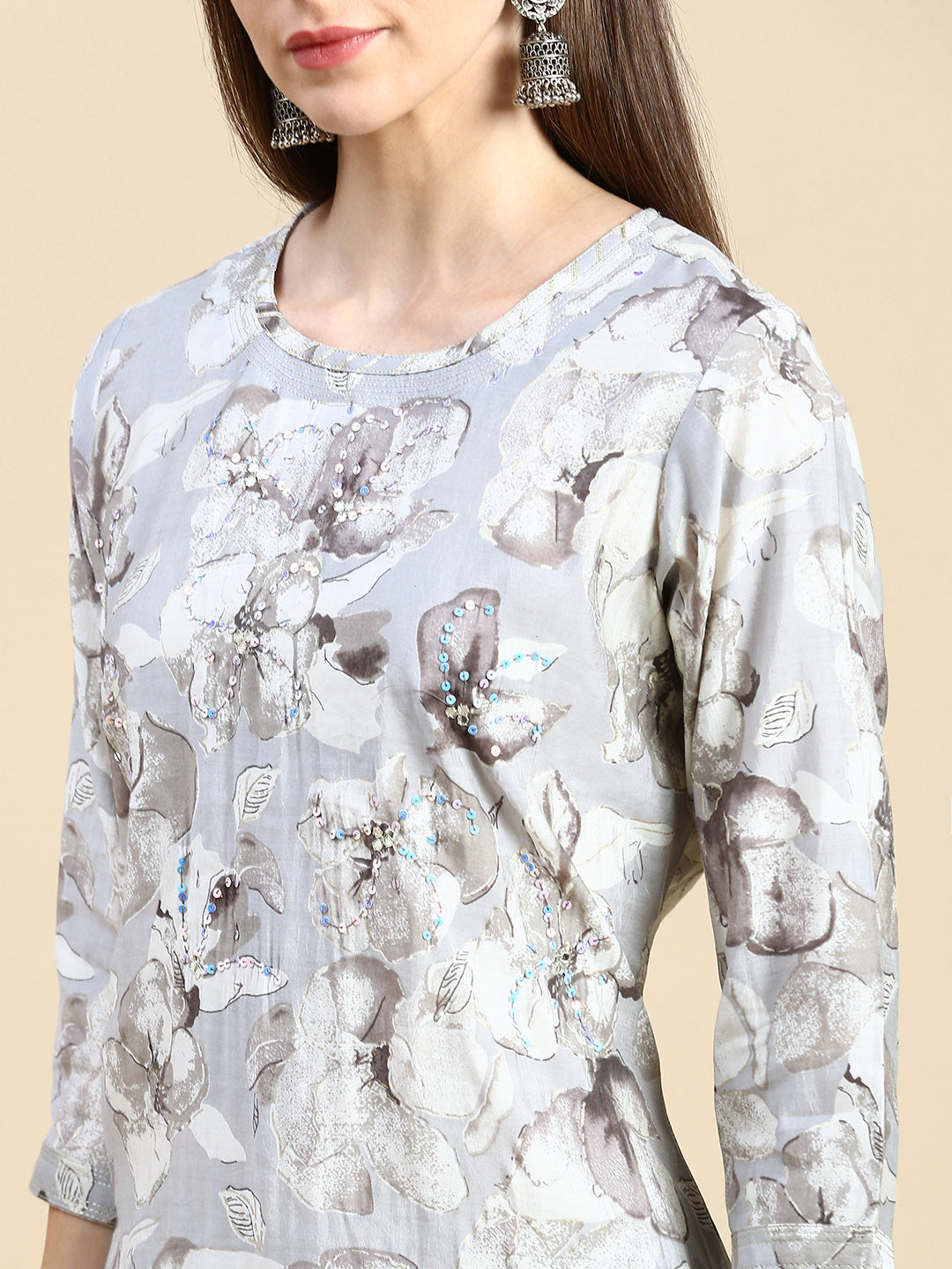 Women Floral Sequins Grey Straight Kurta