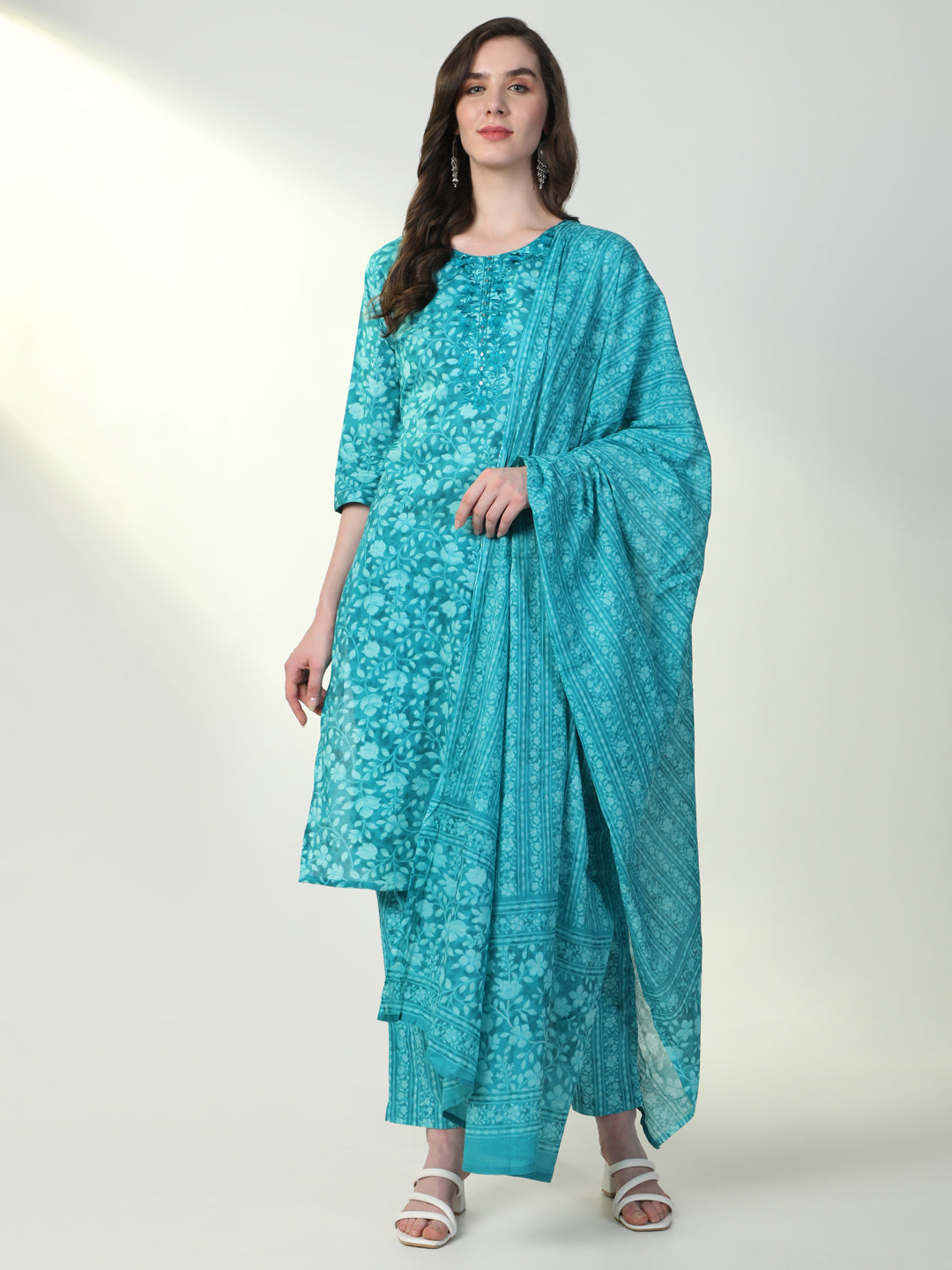 Women Blue Floral Kurta Set with Dupatta