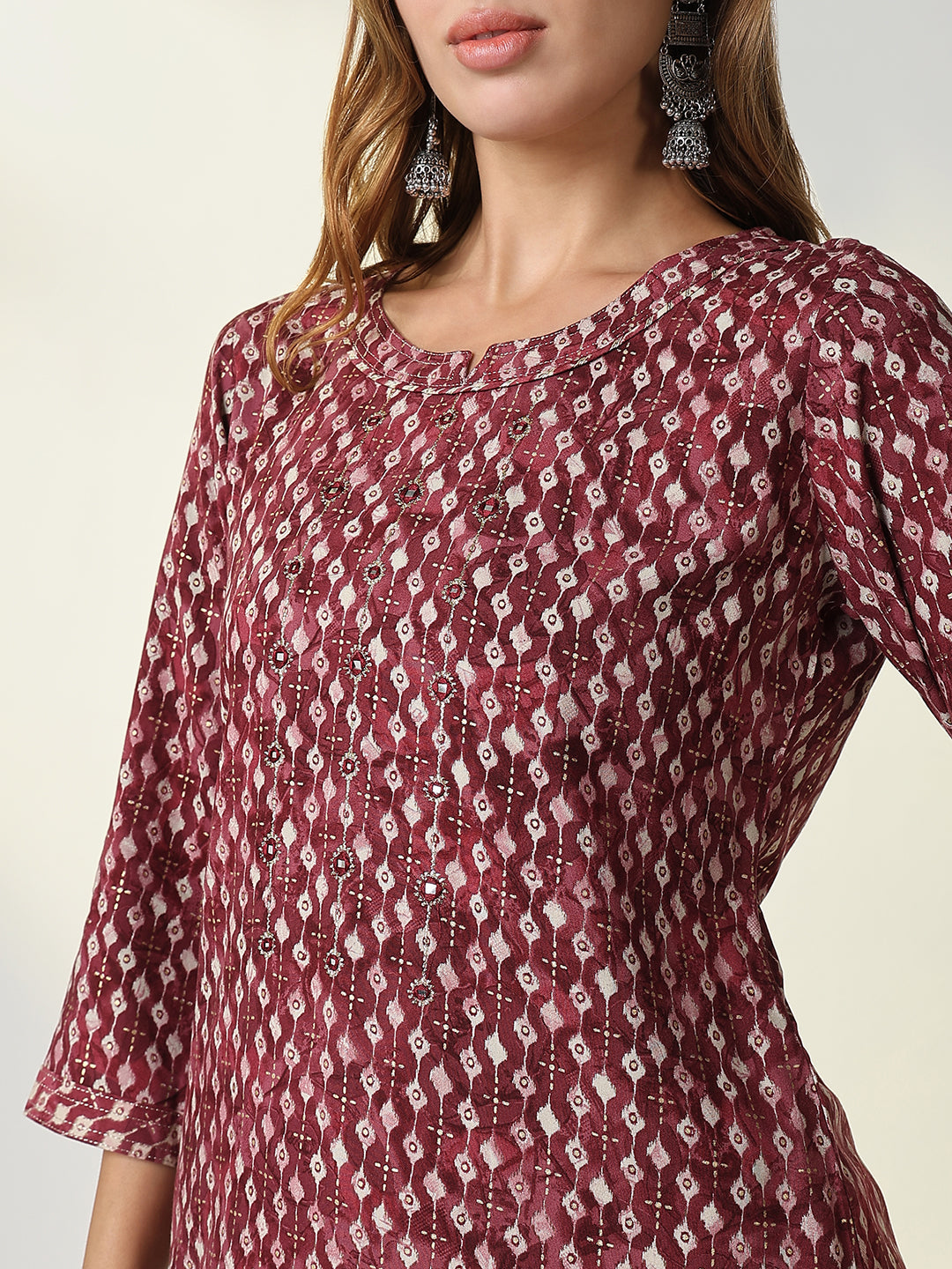 Women Maroon Graphic Straight Kurta