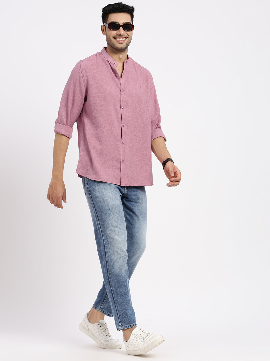 Men Mauve Solid Slim Fit Shirt