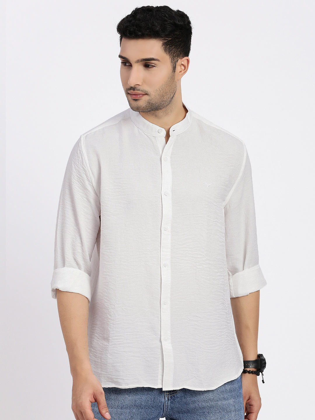 Men White Solid Slim Fit Shirt