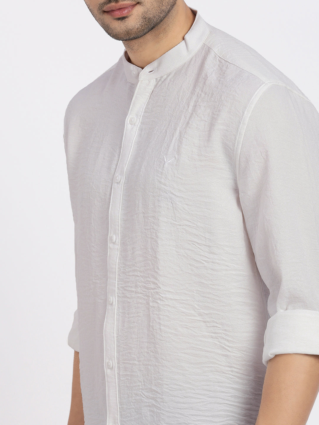 Men White Solid Slim Fit Shirt