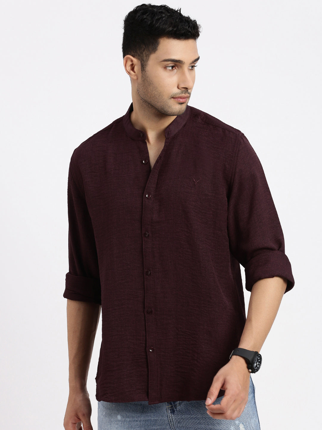 Men Burgundy Solid Slim Fit Shirt