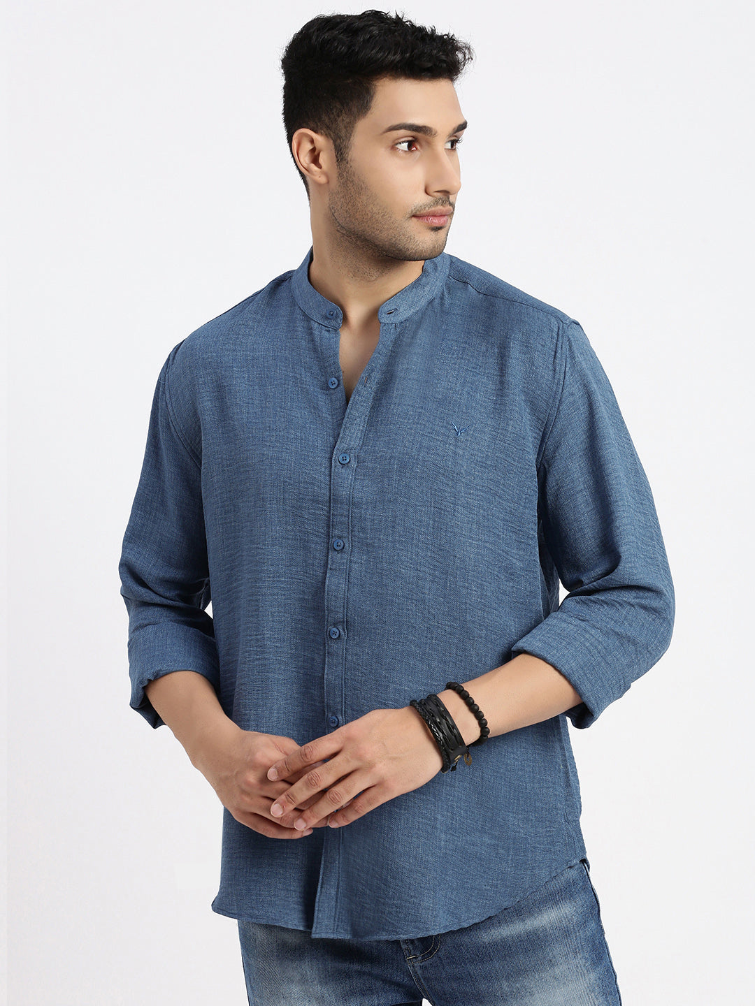 Men Blue Solid Slim Fit Shirt