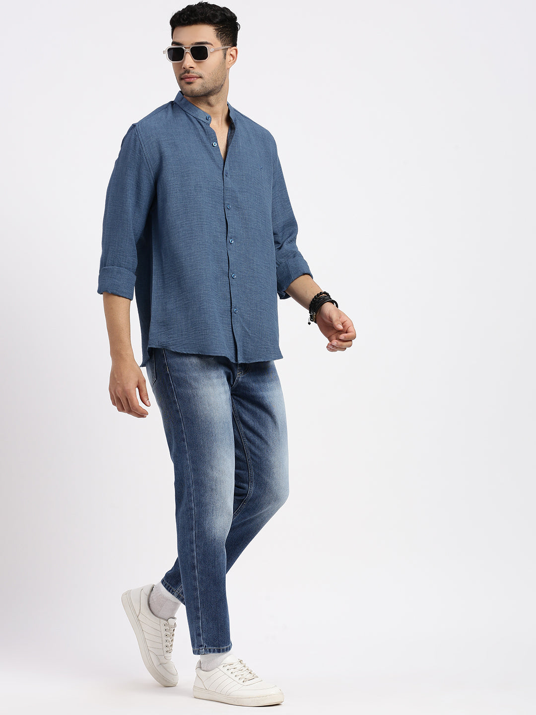 Men Blue Solid Slim Fit Shirt