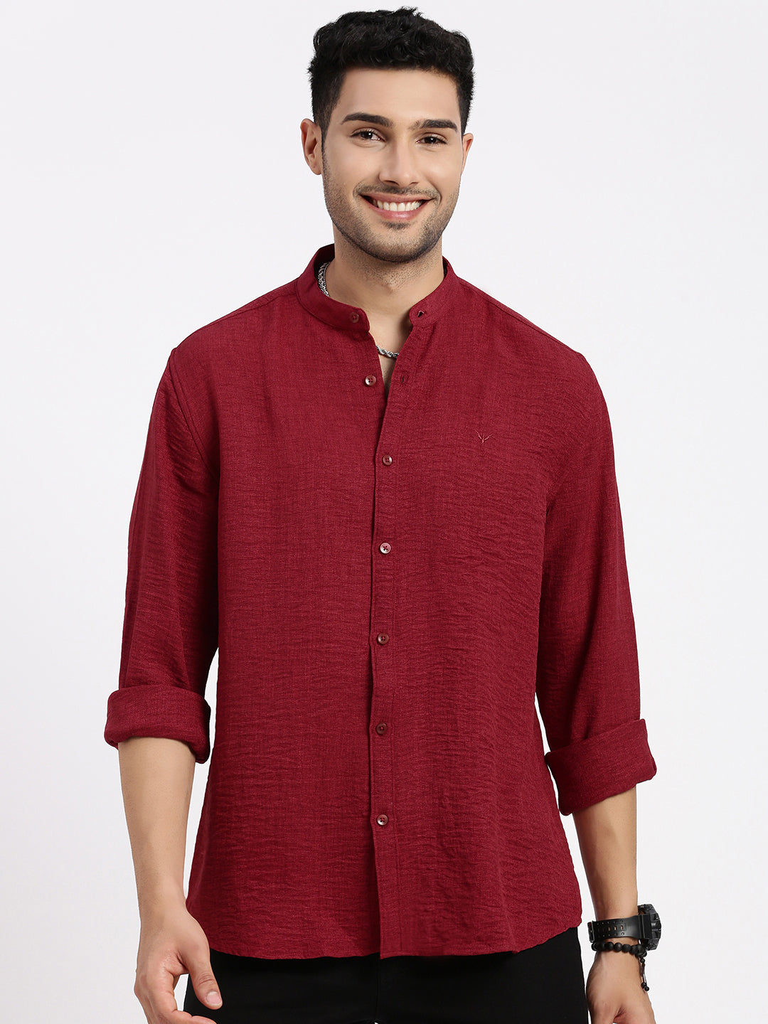 Men Red Solid Slim Fit Shirt