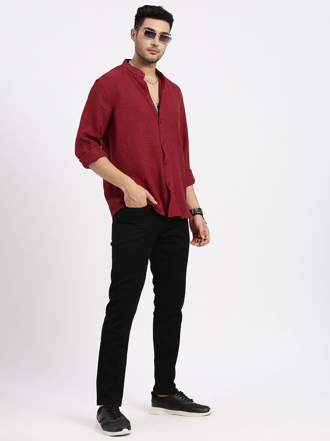 Men Red Solid Slim Fit Shirt