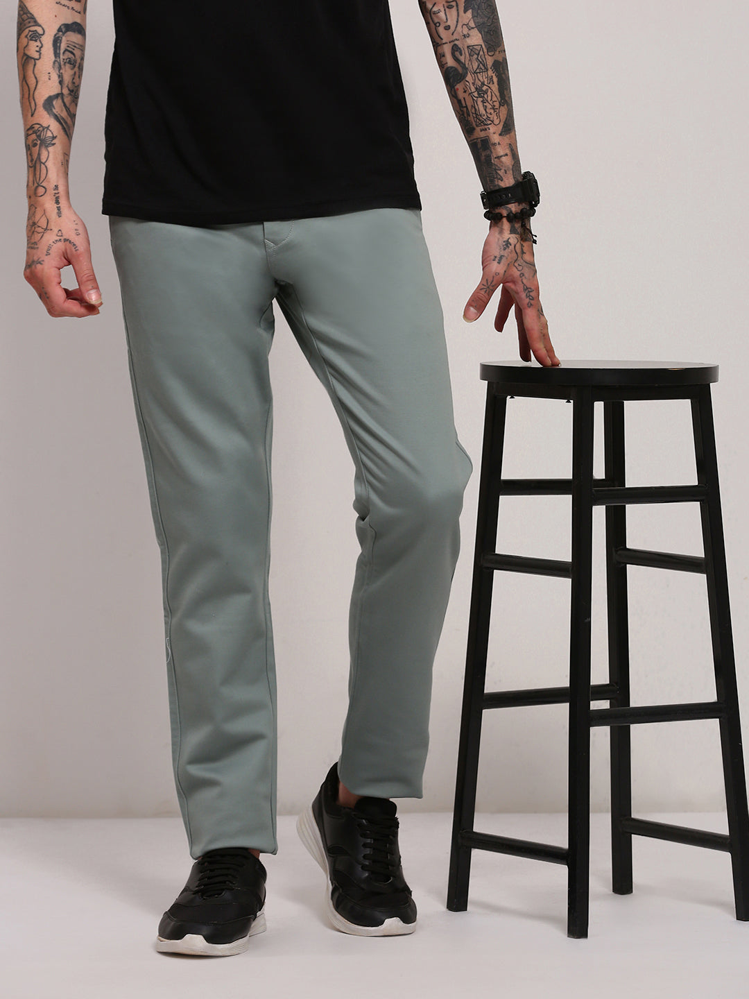 Men Green Solid Trousers