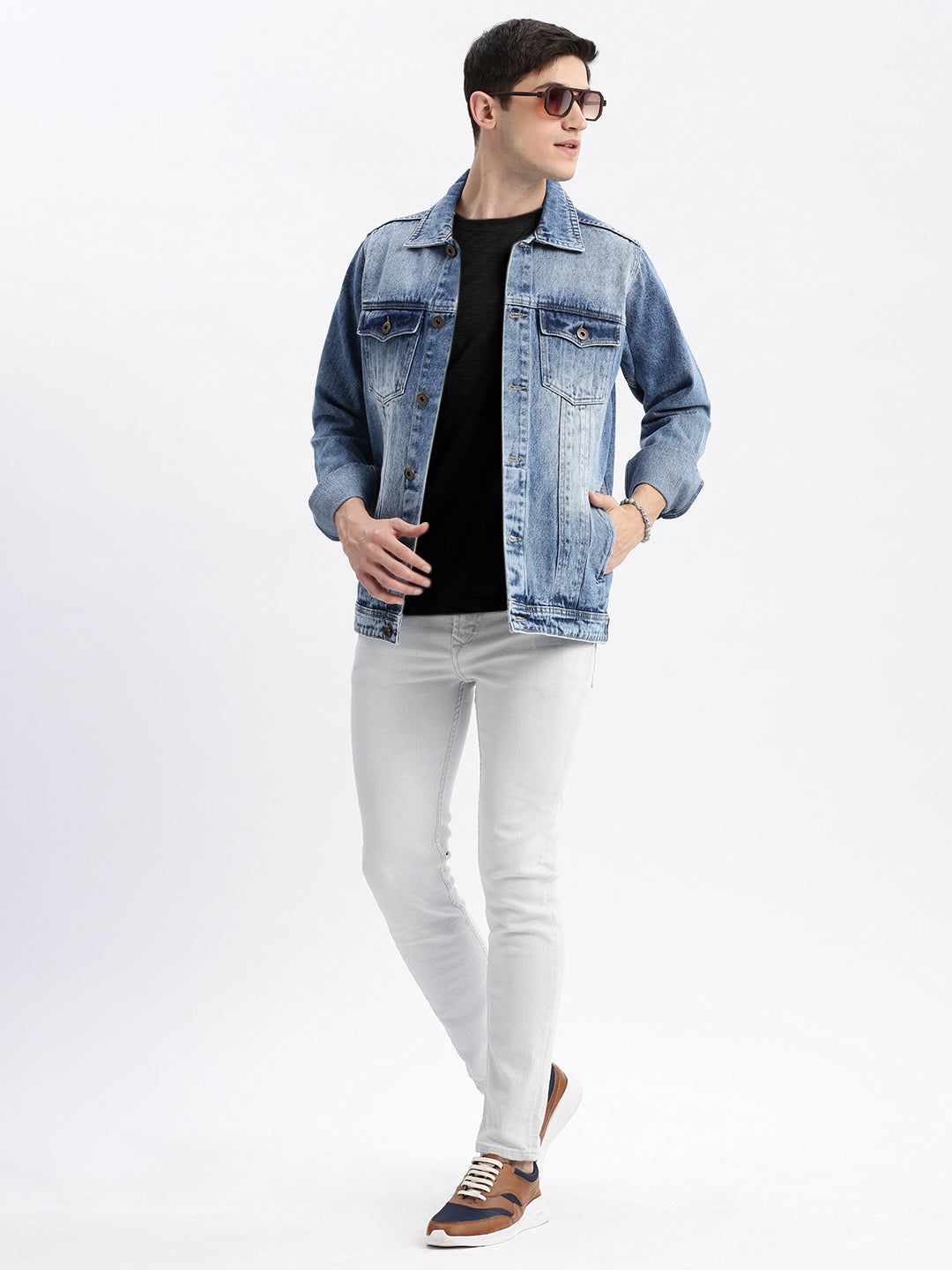 Men Solid Spread Collar Blue Denim Jacket