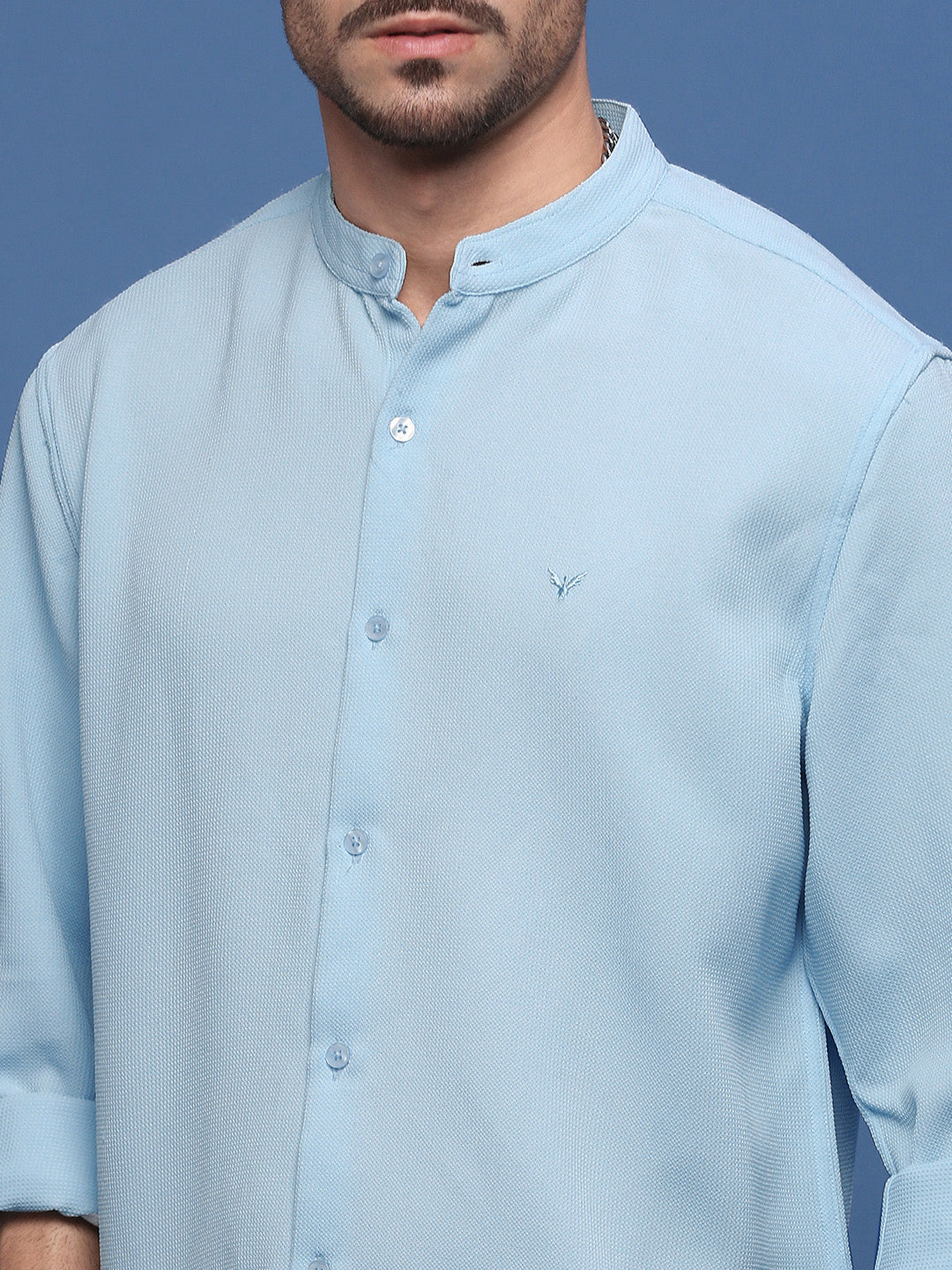 Men Blue Solid Slim Fit Shirt