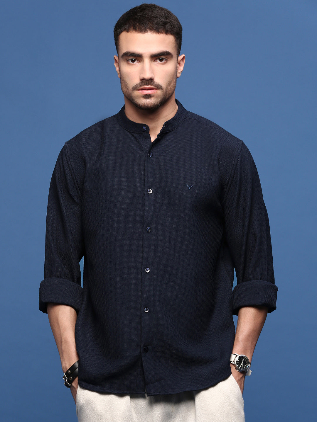 Men Navy Blue Solid Slim Fit Shirt