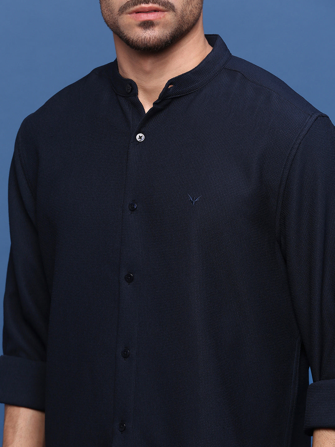 Men Navy Blue Solid Slim Fit Shirt