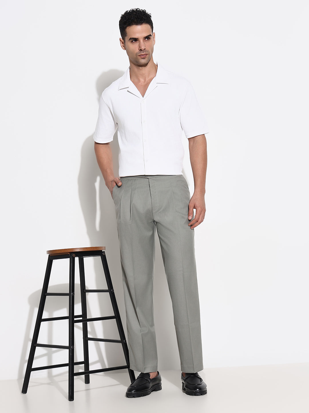 Men Grey Solid Formal Trousers