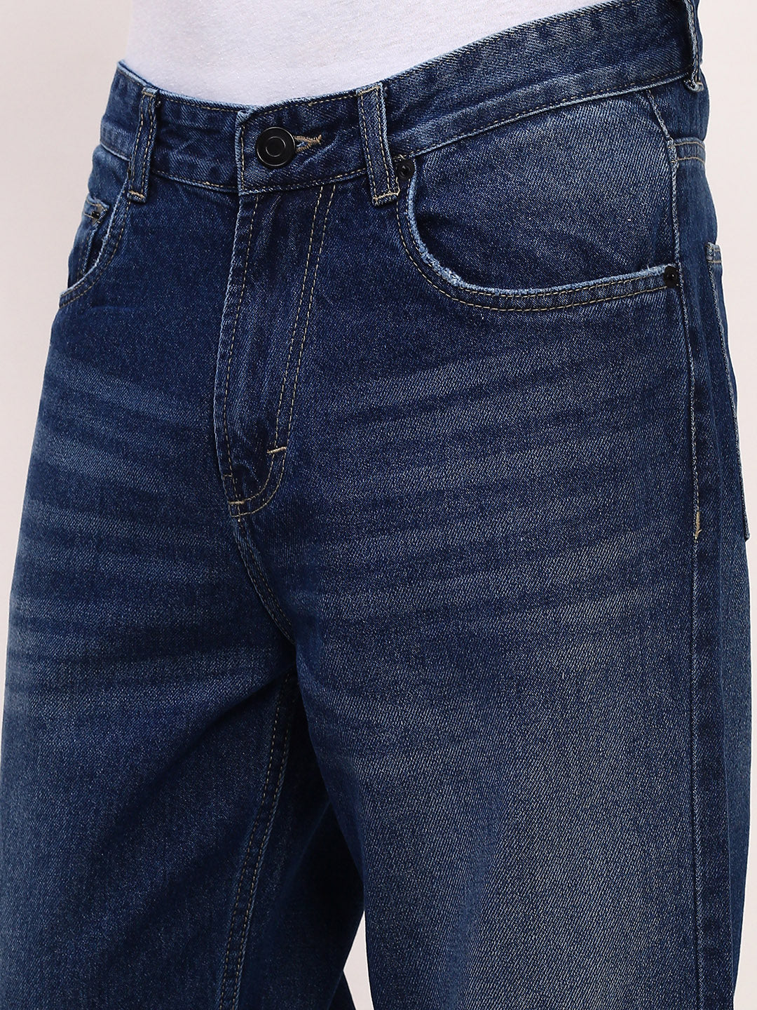 Men Blue Solid Straight Fit Jeans