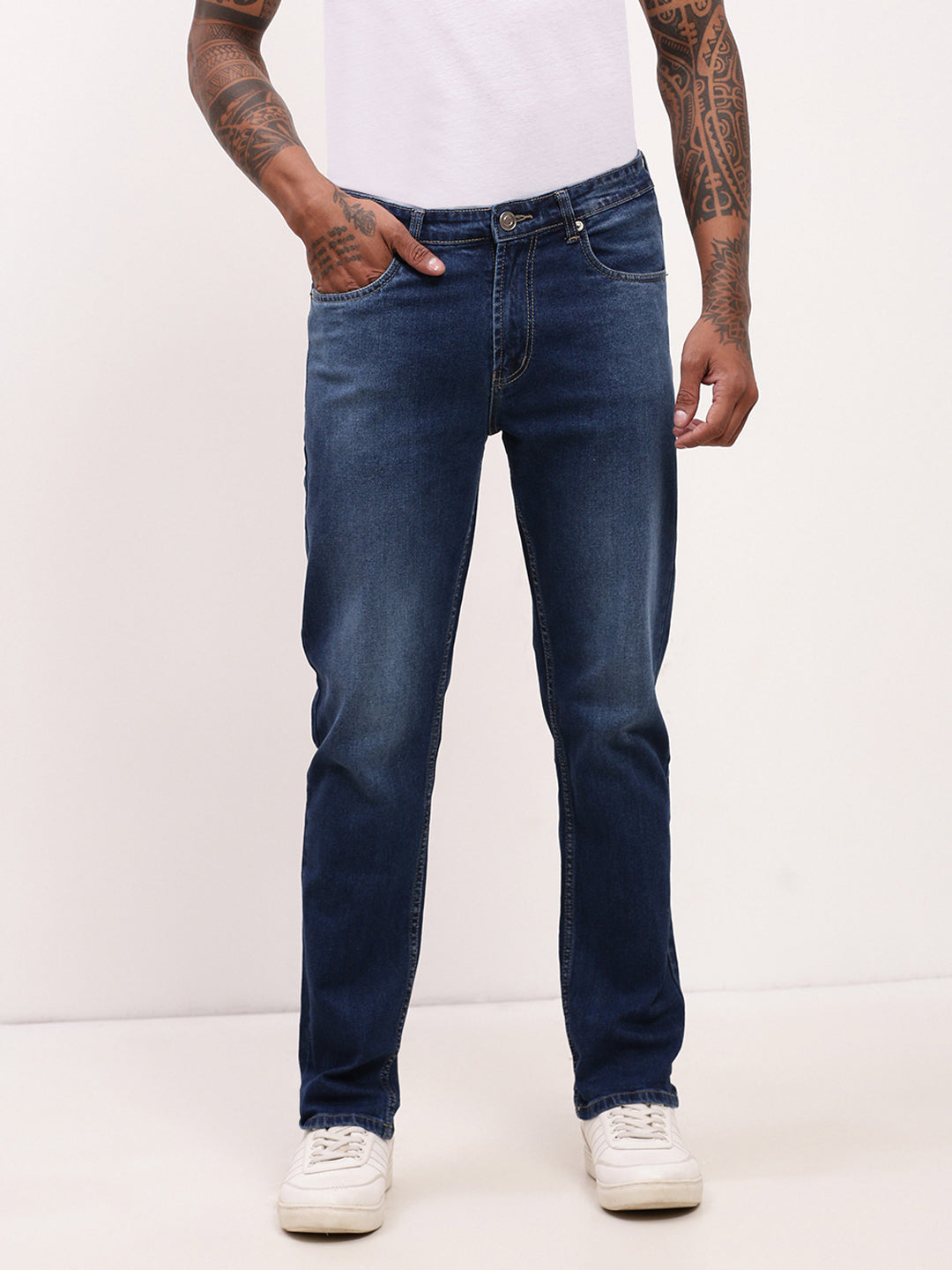 Men Blue Solid Straight Fit Jeans